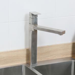 Смеситель для кухни Melana F610203 Cubo